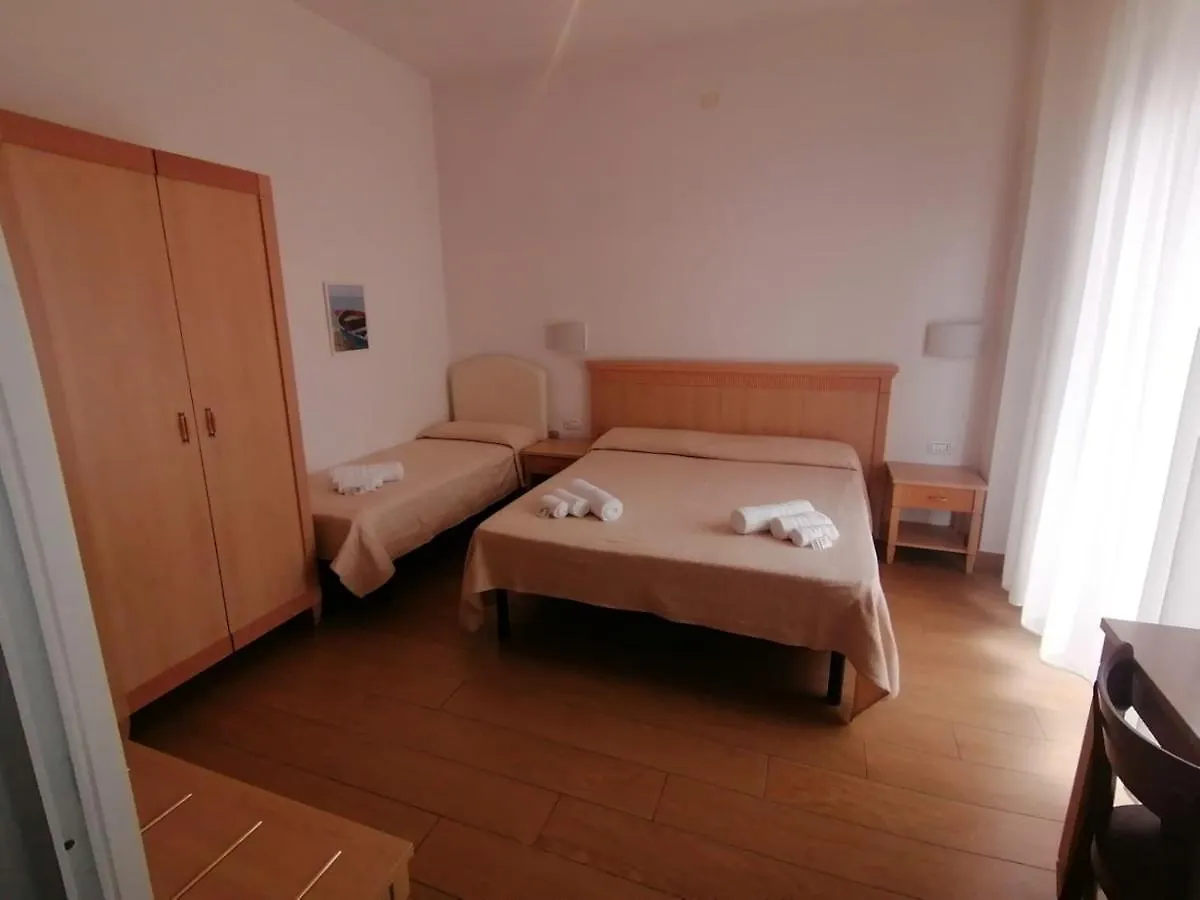 Hotel Villa Santanna 2*, Rimini Italie